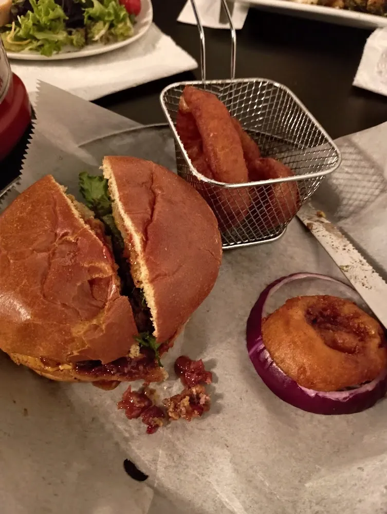 Burger with Onion Rings